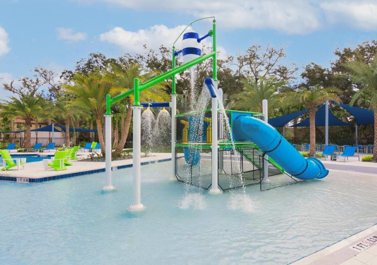 Stunning 9Br Home - Family Resort With Private Pool, Hot Tub, Games Room And Bbq! Kissimmee Kültér fotó