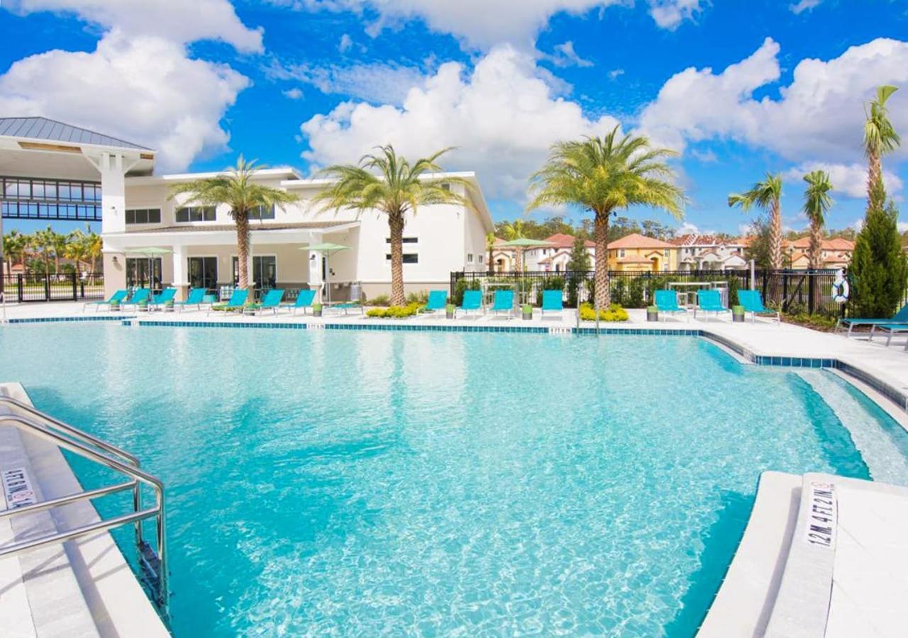 Stunning 9Br Home - Family Resort With Private Pool, Hot Tub, Games Room And Bbq! Kissimmee Kültér fotó